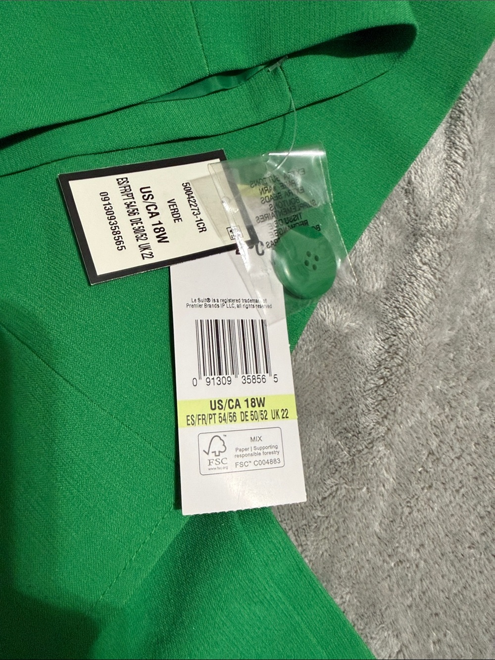 Le Suit Vibrant Green Tailored Blazer and Matching Pants - Picture 3 of 4